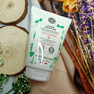 Mẫu mới sữa rửa mặt 3 trong 1 Làm Sạch, Loại Bỏ Tế Bào Chết Và Giảm mụn đầu đen sebo pure yves rocher 125ml