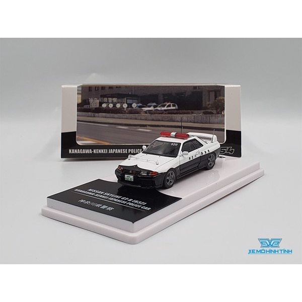 Xe Mô Hình Nissan Skyline GT-R (R32) 1:64 Inno ( Trắng )