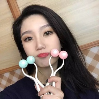 Cây lăn Massage mặt 2 quả tròn
