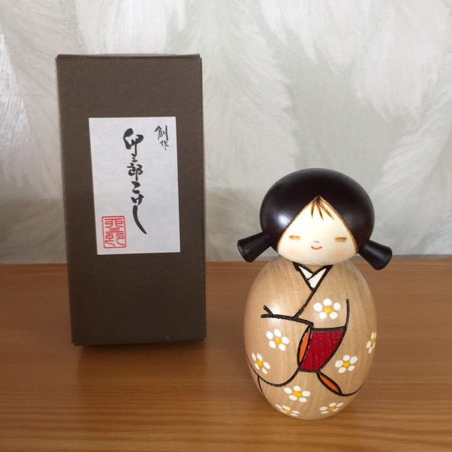 Búp bê gỗ Kokeshi, tên Haruyokoi, búp bê handmade Nhật Bản