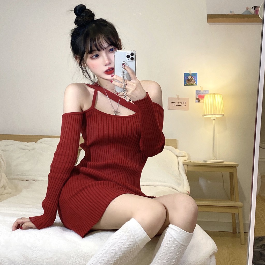 Đầm len đỏ tay dài tết noel giáng sinh trễ vai hở xương quai xanh dây chéo ulzzang đầu năm mới xuân