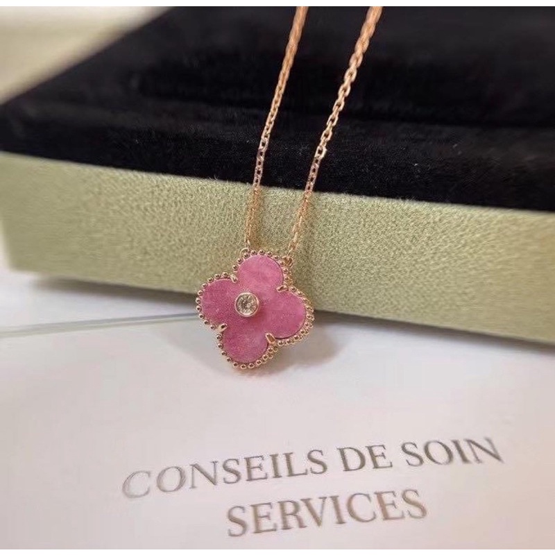 Vòng cổ 4 lá siêu cấp hot hit màu hồng