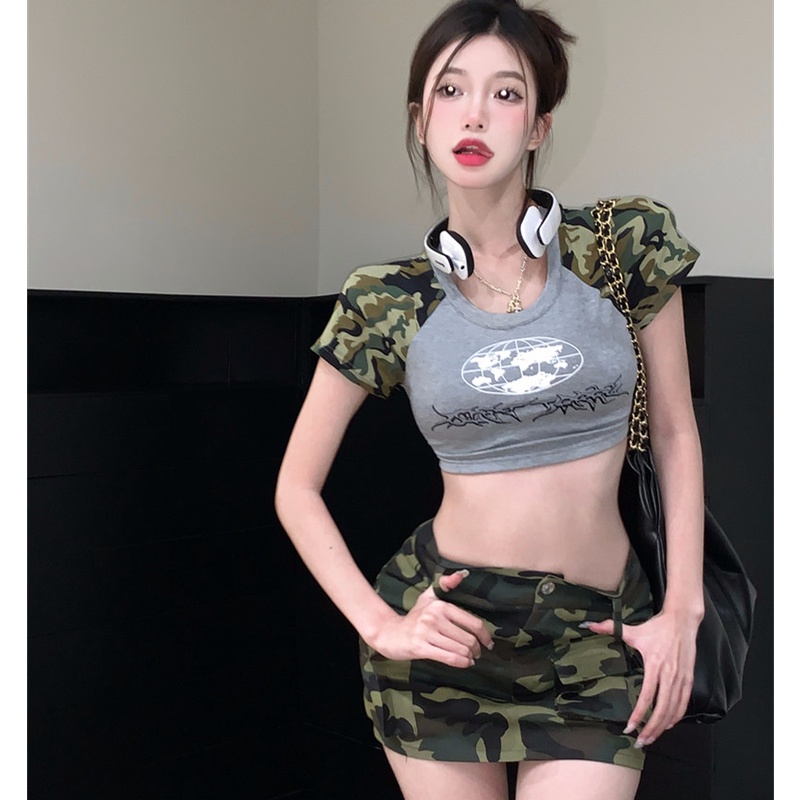 Áo Croptop Tay Ngắn Hoạ Tiết Lính Thiết Kế Ôm Sát Hợp Thời Trang