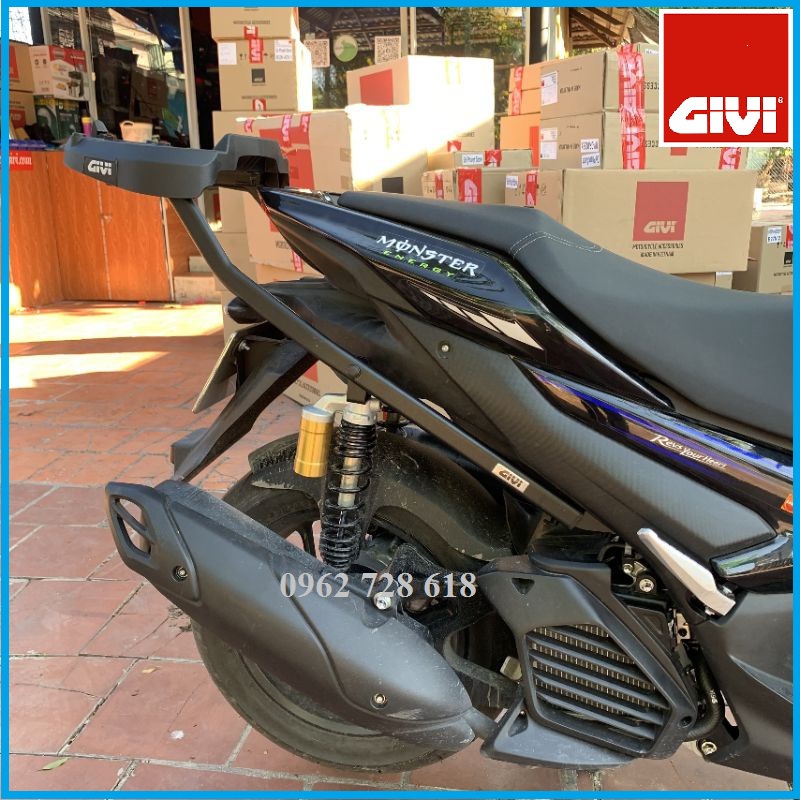 Baga Givi SRX(S)Cho NVX155 V2 2021 Có đèn LED