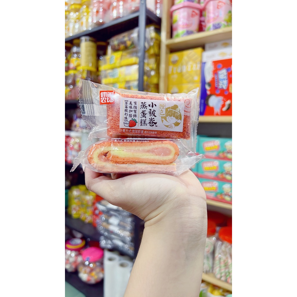 [1 cái] Bánh Bông Lan Cuộn Tiramisu - vị Dâu