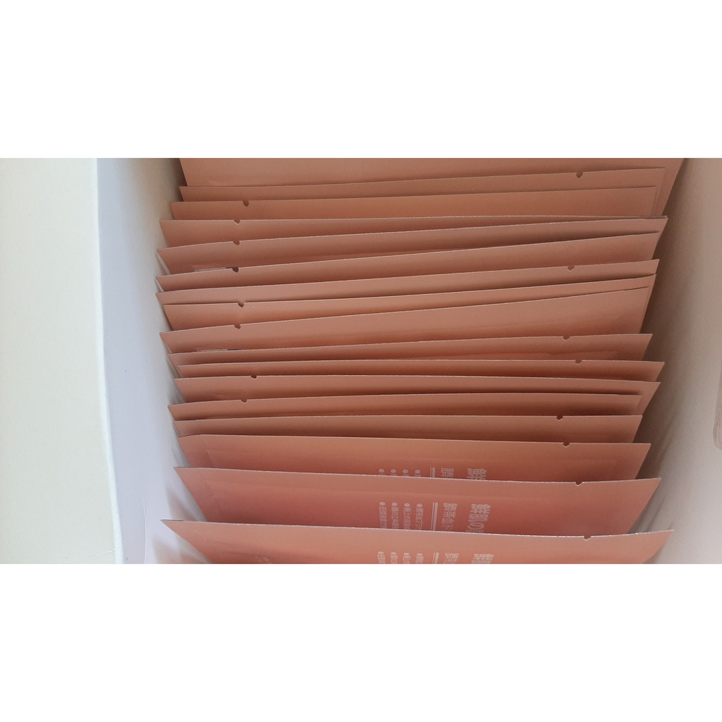 Mặt nạ nhau thai tế bào gốc cuống rốn Nhật Bản