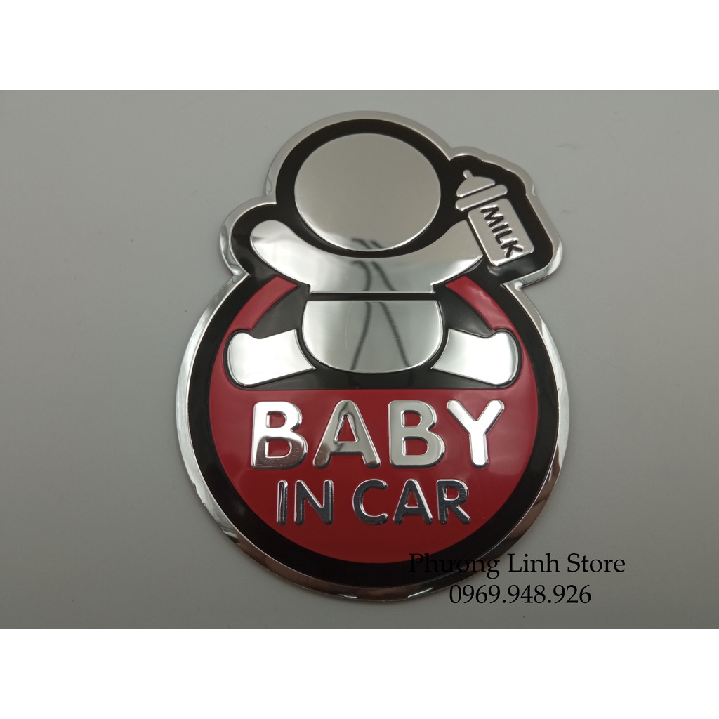 Tem xe ô tô đẹp Baby In Car cầm sữa Logo dán xe Tem nhôm baby màu đỏ (130)