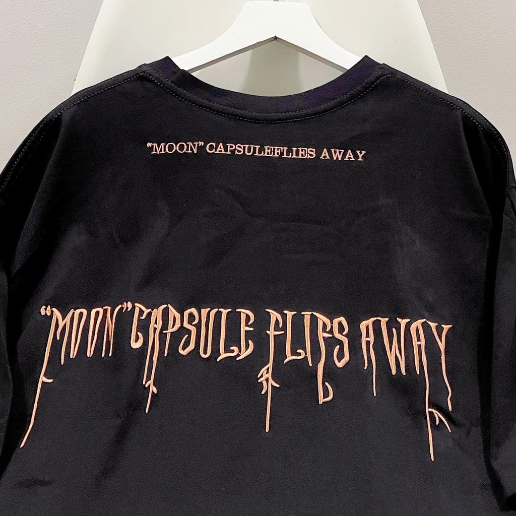 Áo Thun Tay Lỡ Dáng Rộng Moon Unisex