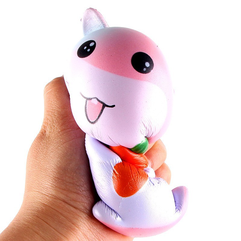 Squishy Chuột Hamster Cầm Cà Rốt Chậm Tăng Kích Thước 12cm x 7cm