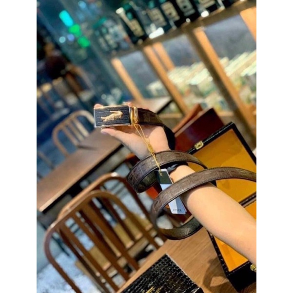 THẮT LƯNG DA CÁ SẤU HỘP ĐEN CAO CẤP