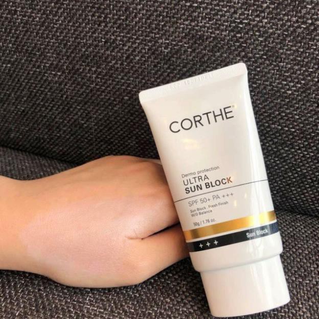 Kem Chống Nắng Corthe (Dermoessential Ultra Light Sunblock)