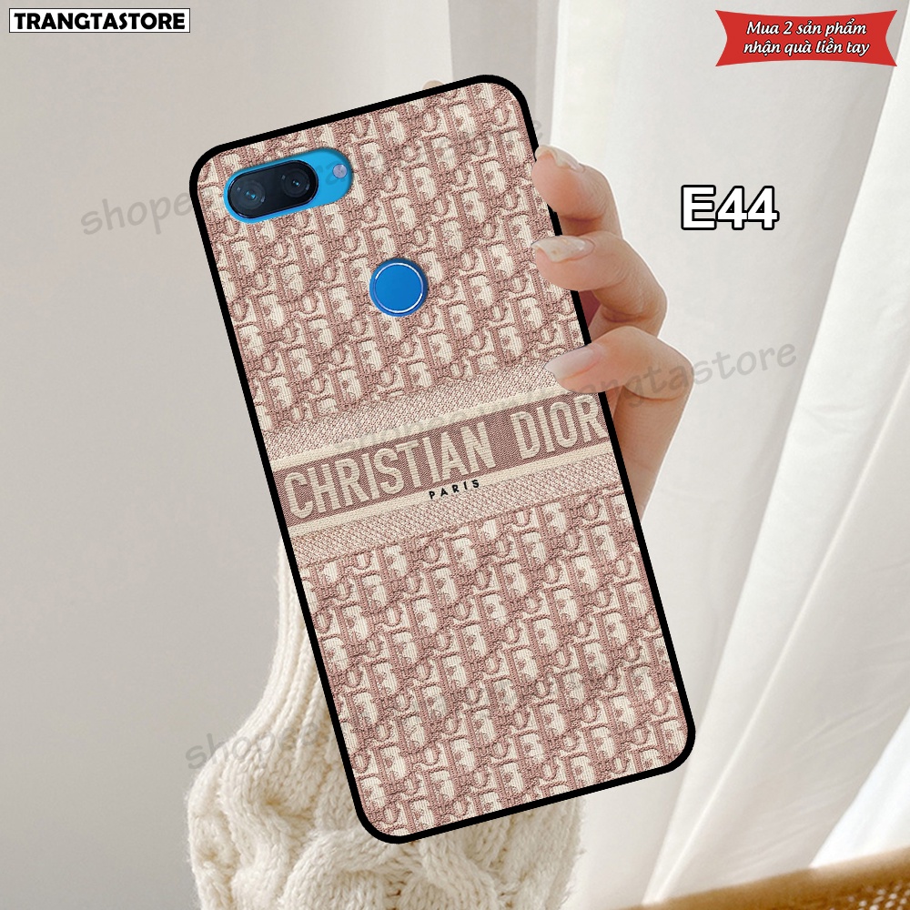 Ốp lưng Xiaomi Mi 8 Lite in hình đáng yêu - phi hành gia.