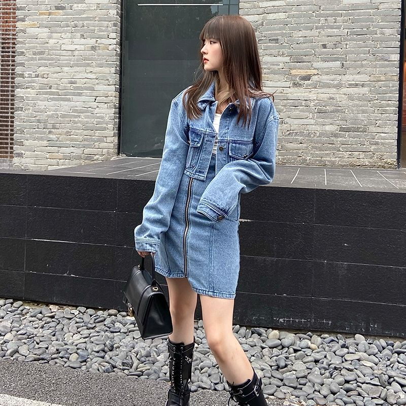 Set áo khoác jean kèm chân váy lưng cao có khóa kéo 12 ngày
