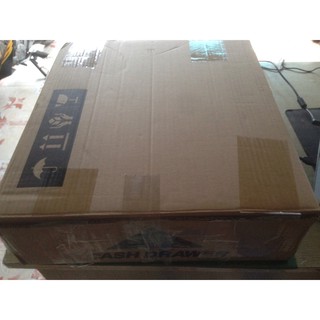 Két đựng tiền (Ngăn Kéo Đựng tiền) Maxcode M-330E dùng nhiều trong Shop, cửa hàng, Cafe....