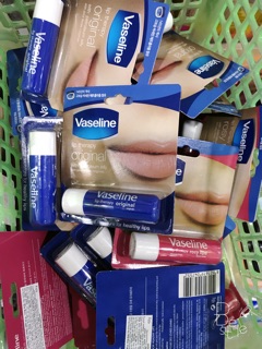 Son Dưỡng Môi Dạng Thỏi Vaseline Lip Therapy 4.8g