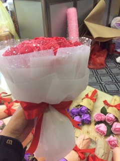Bó hồng sáp đỏ 15 bông
