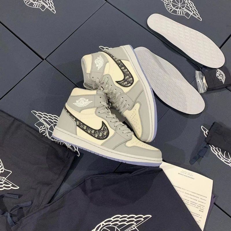 Giày Air Jordan 1 Retro High OG ( Full Box + Phụ Kiện) | BigBuy360 - bigbuy360.vn