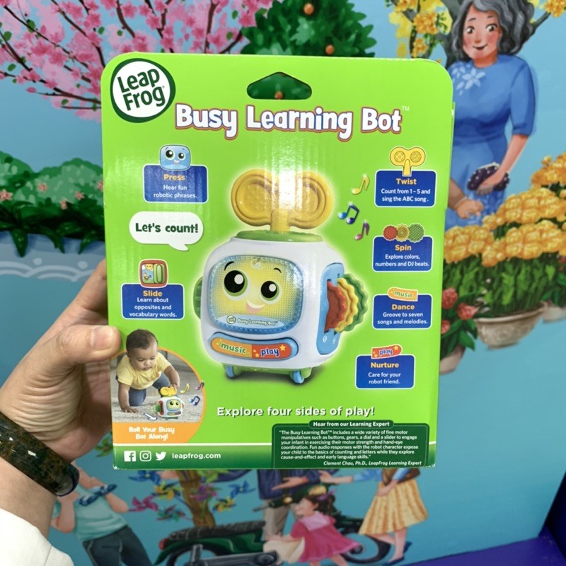 Đồ chơi Hộp Robot LeapFrog Busy Learning Bot cho bé từ 6 tháng tuổi