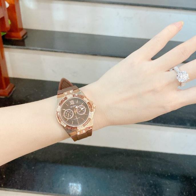 Đồng hồ Guess nữ dây silicon, viền đính kim cương, hàng full box, thẻ bảo hành 12 tháng - SUPPER SPORT