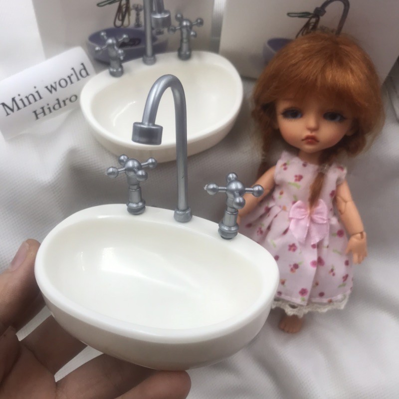 Mô hình Lavabo bồn rửa tay mini trang trí nhà búp bê Barbie tỉ lệ 1/6, 1/8, 1/12