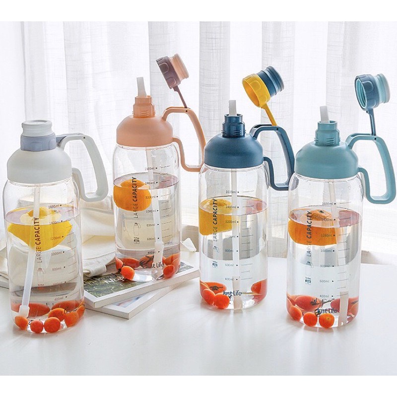 Bình nước 1800ml chia vạch có tay cầm và van chống tràn kèm ống hút
