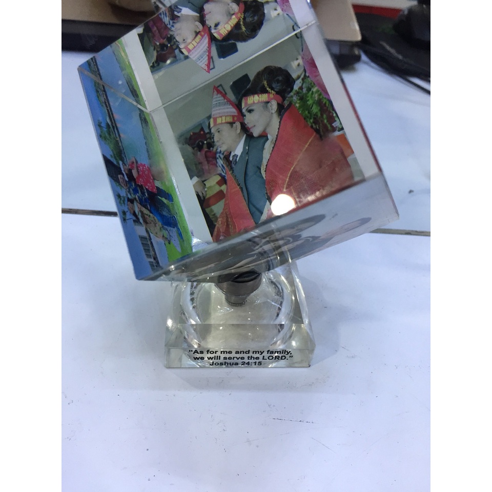 Pha lê lập phương in hình