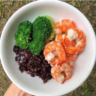 tôm biển size Vip hấp sơ cực to ngon, chế biến nhiều món ăn ngon mà rất dôi khay 500gr