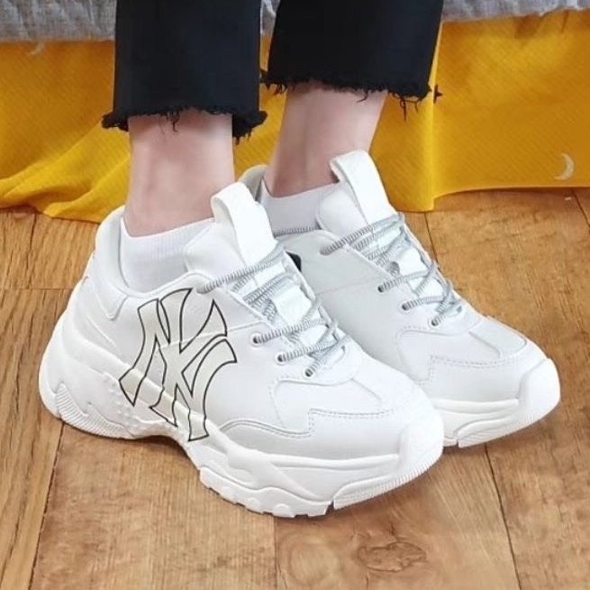 Giày sneaker Gc ong , chun , giày rắn thêu Sneaker for love , loved , thể thao nam nữ ace kẻ cao cấp