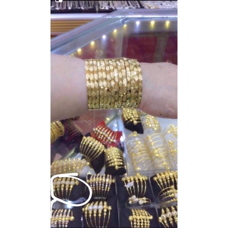 bộ vòng tuần 7 chiếc khoá bấm mạ vàng.