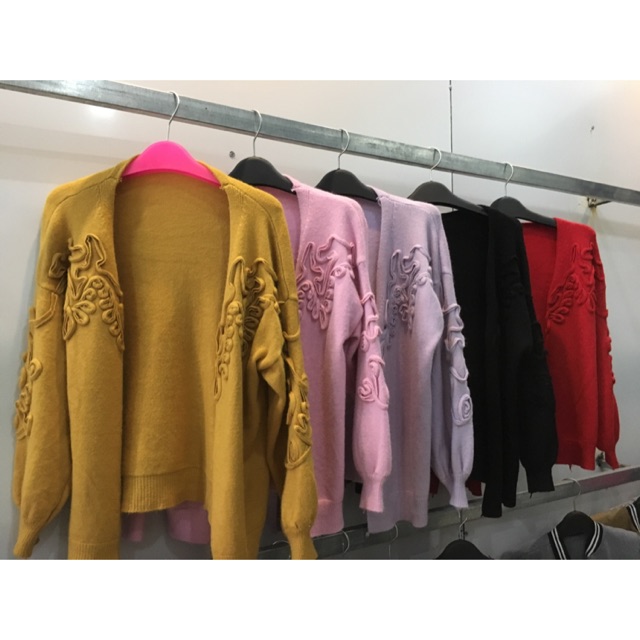 Áo khoác len tay hoa