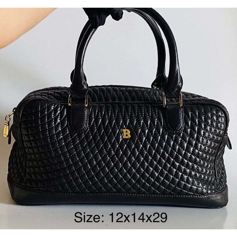 Túi xách hộp Bally da bê cực mềm