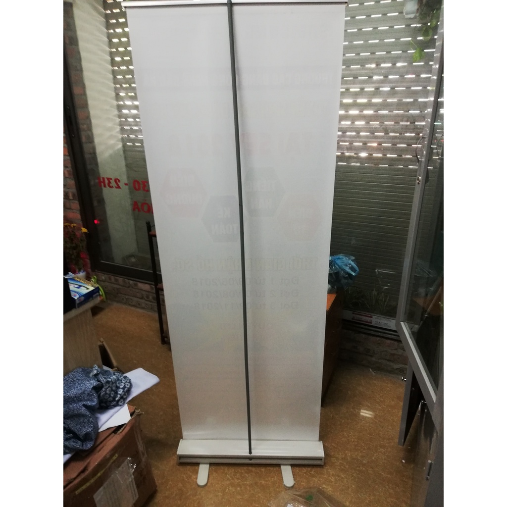 Standee cuốn, giá cuốn, chân cuốn cuộn hình ảnh các loại chuyên dùng cho quảng cáo