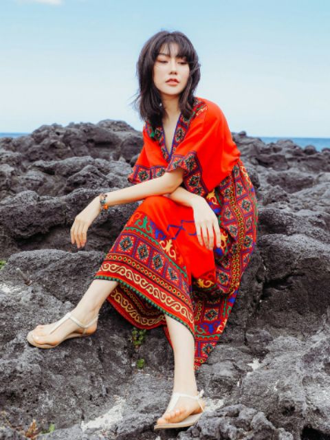 Váy Du Lịch Boho Màu Đỏ Cổ V ( V11 )