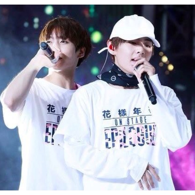 Áo BTS mặc trong tour diễn 1 (Tặng ảnh BTS)