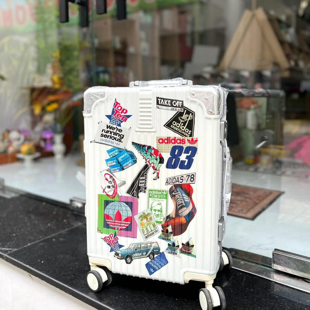 Vali Kéo Adi.das Sticker Trắng Sữa 2022 size 22