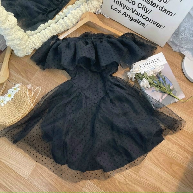 ĐẦM VOAN BI BẸT VAI XOÈ ĐEN TAY NGẮN