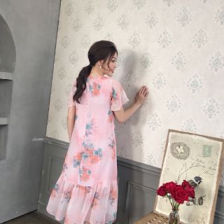 Đầm hoa đuôi cá Zara vải dư