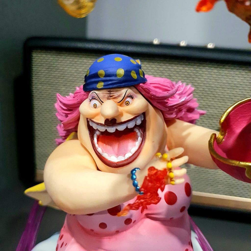 Figure / Mô hình Big Mom 28 cm