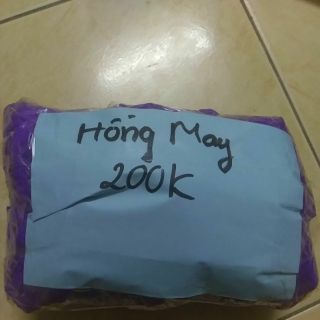 Quần áo của bạn Hồng May
