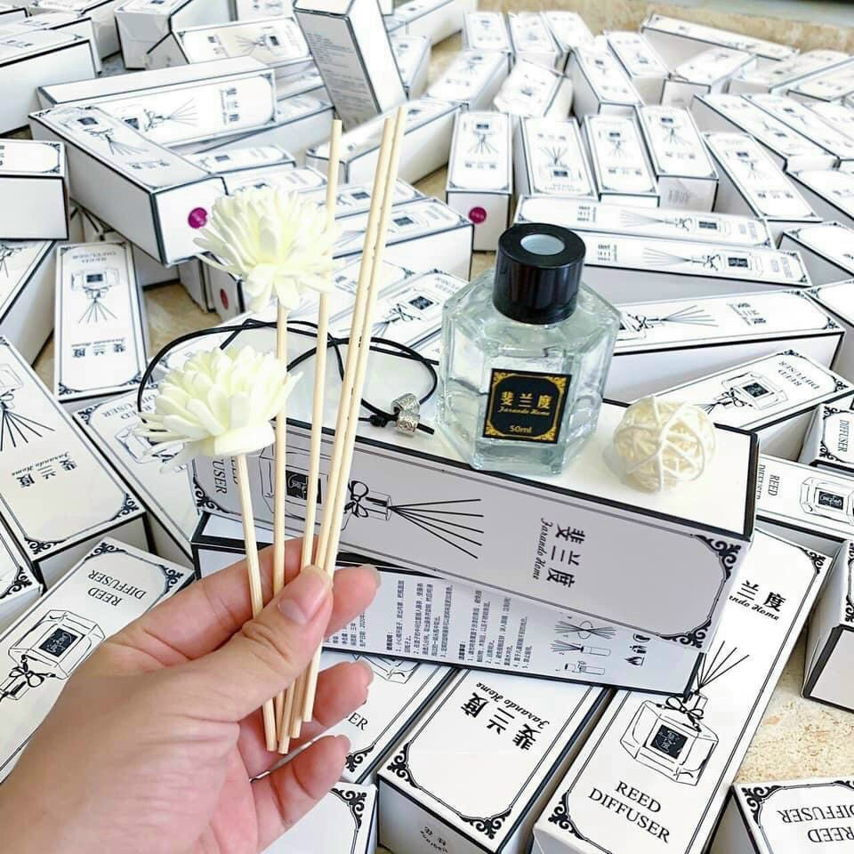 Tinh dầu thơm phòng kèm hoa khô FARANDO 50ml
