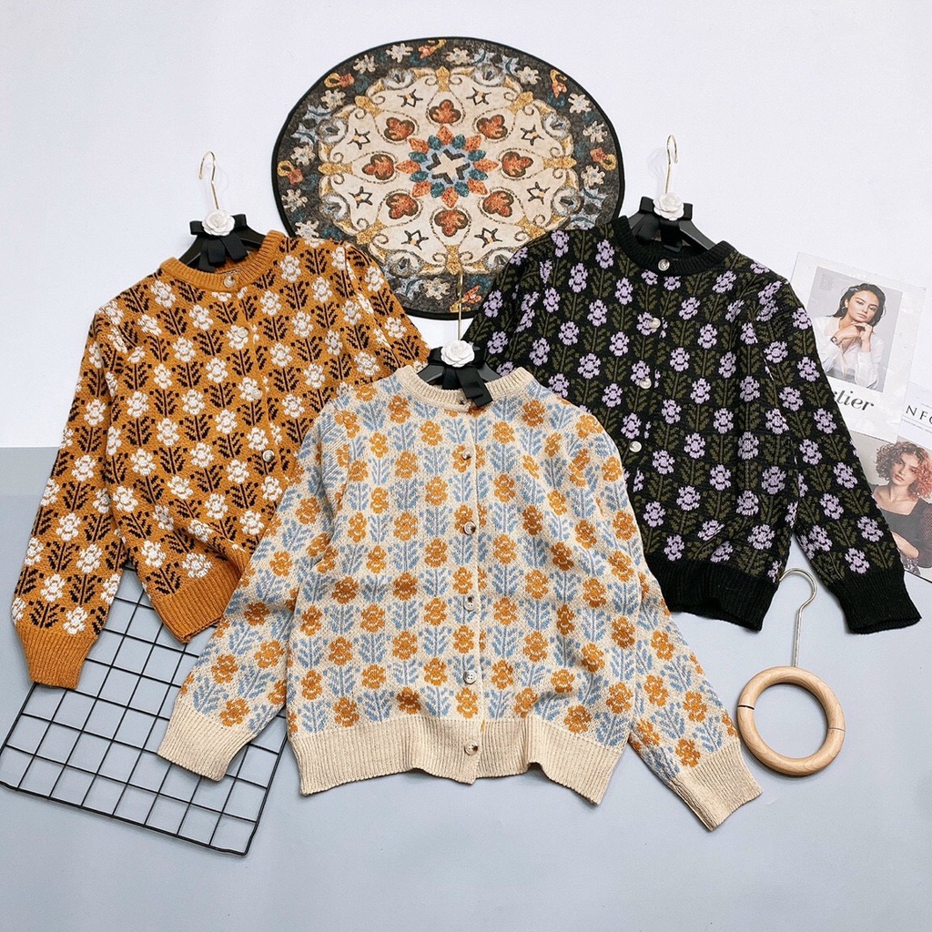 Áo khoác len cardigan hoa vintage