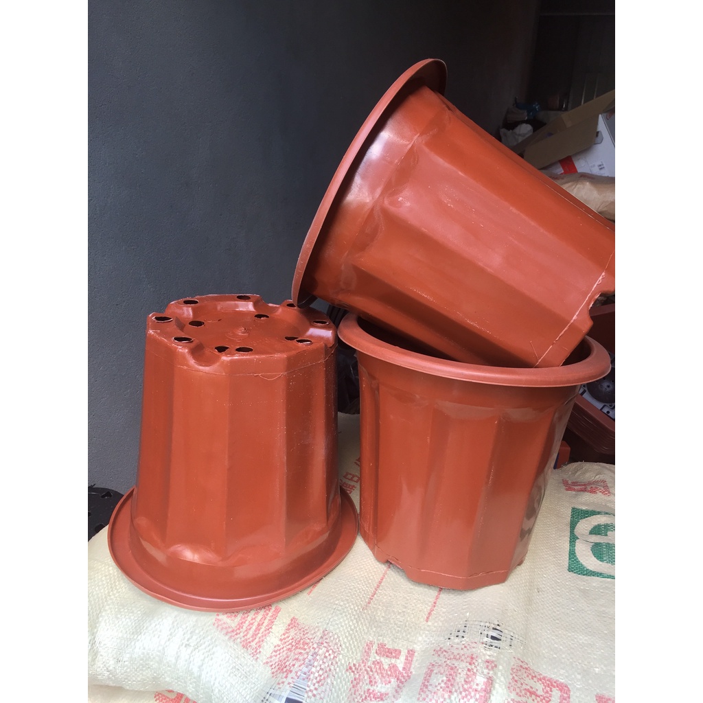 15 CHẬU NHỰA TRỒNG CÂY MÃ #E320 (BẠT PHỦ ĐẤT CHỐNG CỎ MỌC, BẦU KHAY TÚI ƯƠM...)