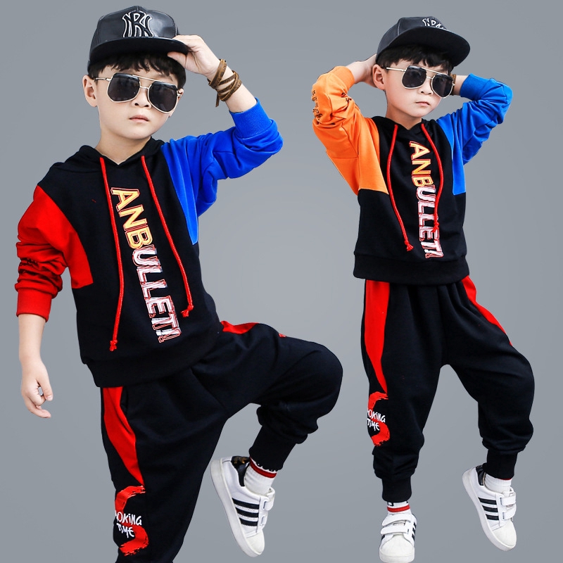 Bộ quần áo thêu chữ chắp vải phong cách hip hop năng động thời trang cho bé ( có bán lẻ)