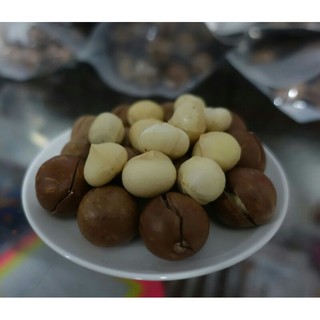 Hạt mắc ca 1kg (gói 500gr hút chân không)