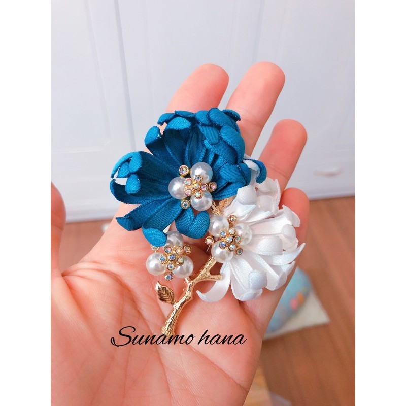 Hoa cúc cài áo handmade