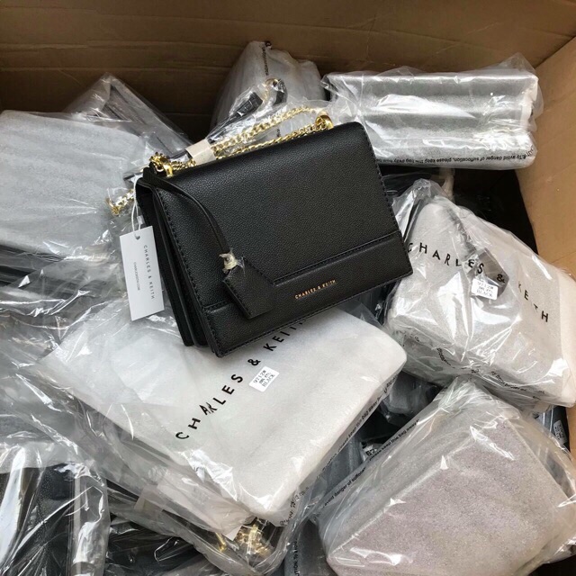 Túi cnk da cá đuối