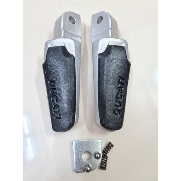 Gác chân nhôm takegawa đệm sao su thích hợp gắn dòng xe honda _ yamaha