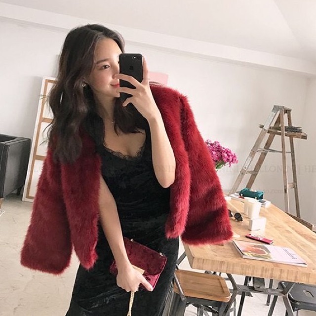 𝐂𝐎́ 𝐒𝐀̆̃𝐍. Áo lông dáng ngắn sang chảnh
