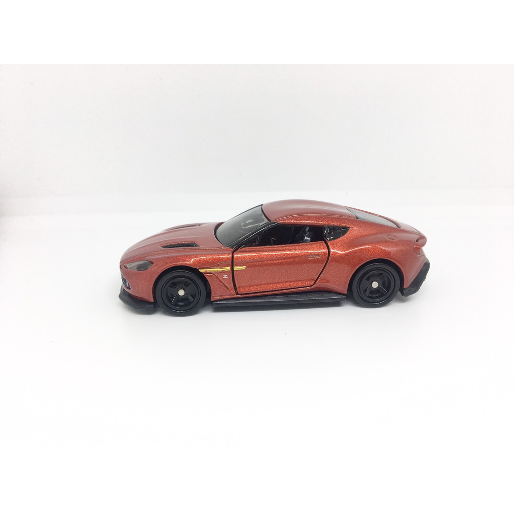 Xe Tomica - Xe mô hình đỏ