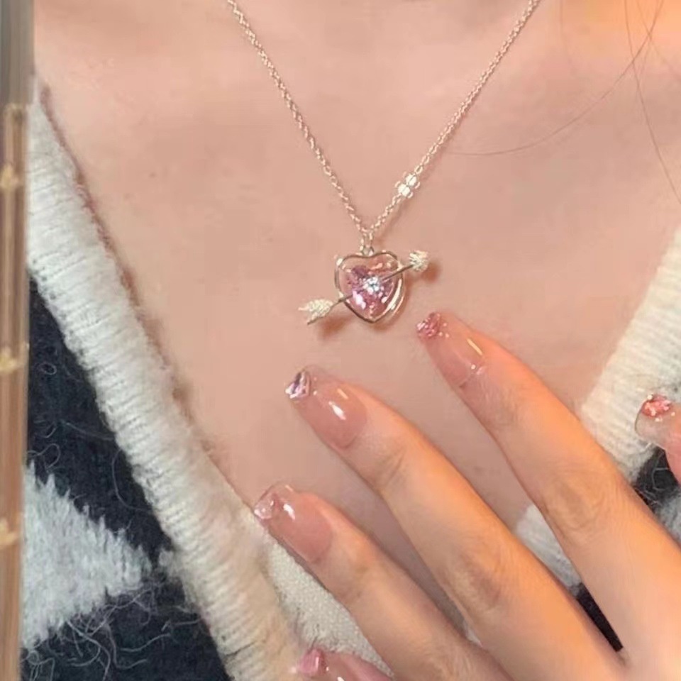 Vòng cổ Mặt Trái Tim Tình Yêu Đính Đá Pha Lê Hồng Thời Trang Nữ Tính Mới